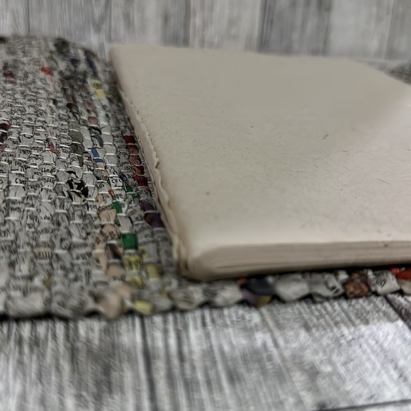 Earth recycled woven newspaper journal - Picture 6 of 6